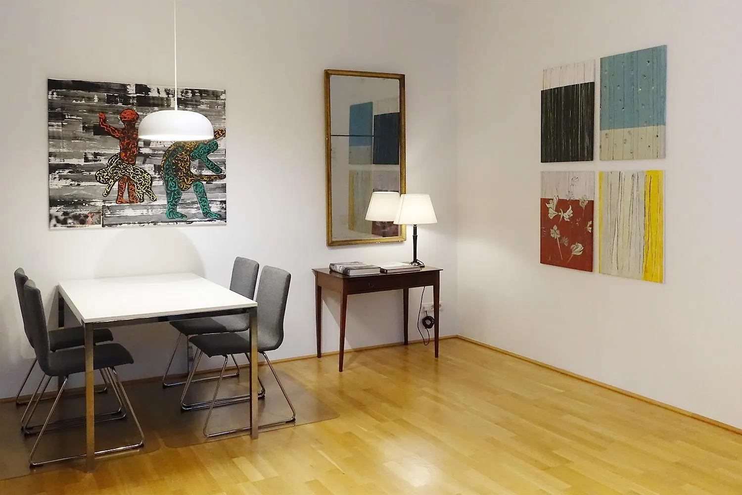 Charmante Neu Renovierte Wohnung In Der Naehe Des Stadtzentrums Viyana